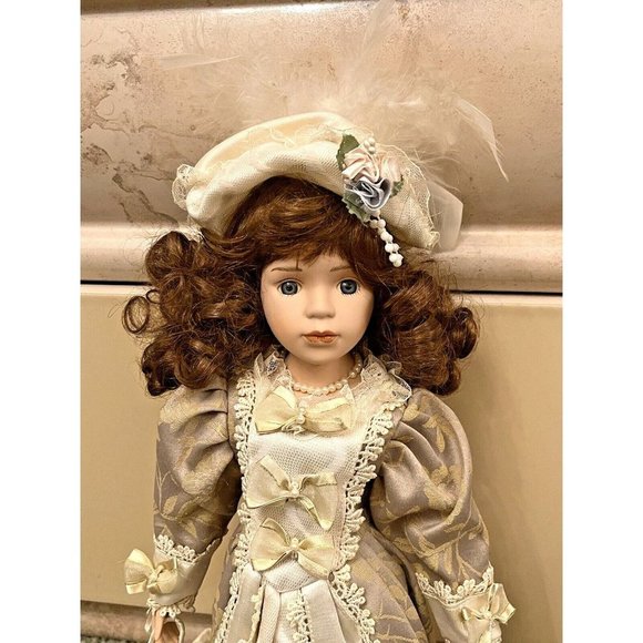 Cathay Depot Collection Moira Porcelain Doll Limited Edition - Picture 2 of 7
